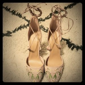 Forever 21 embroidered floral heels
